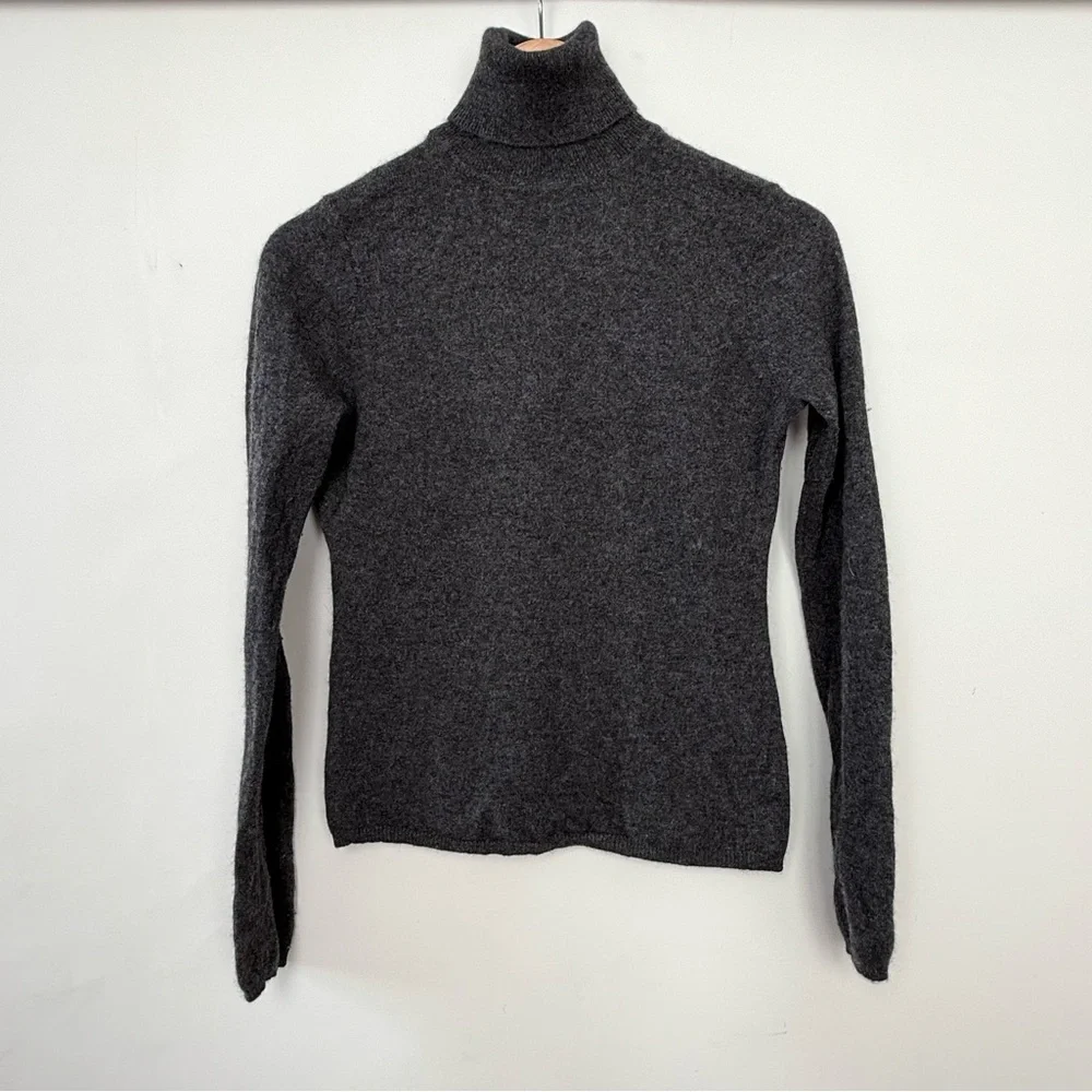 incashmere gray turtleneck - Picture 2 of 5